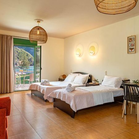 Aiora Suites ซิโวตา ภายนอก รูปภาพ