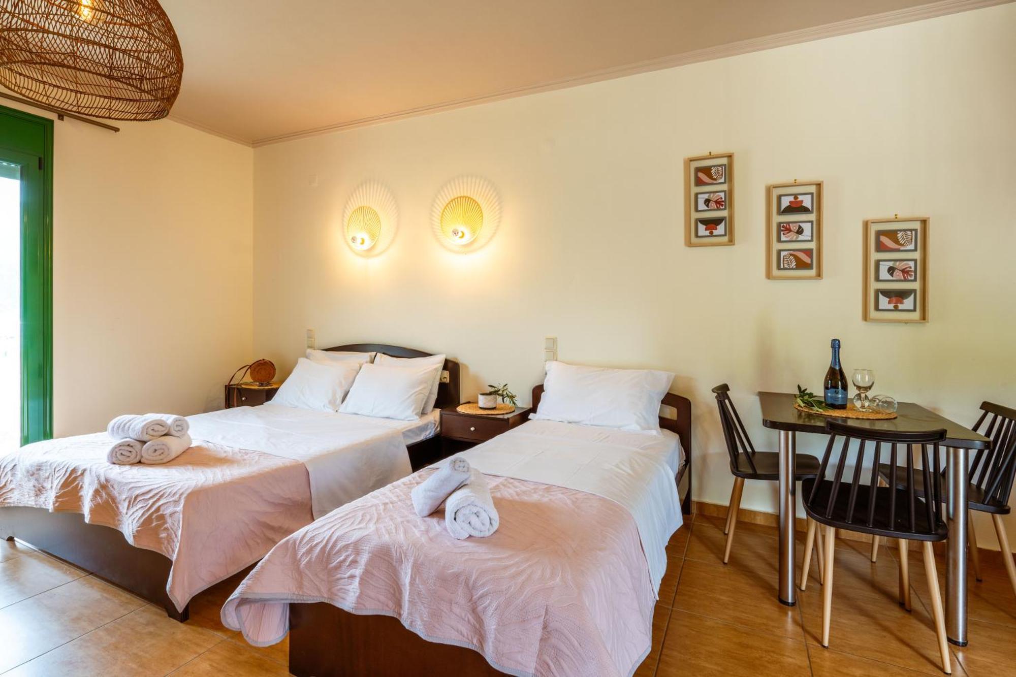 Aiora Suites ซิโวตา ภายนอก รูปภาพ