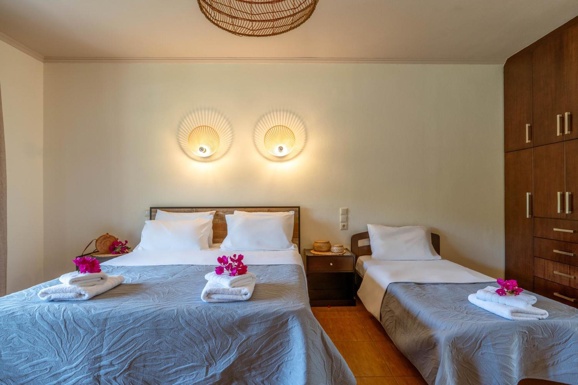 Aiora Suites ซิโวตา ภายนอก รูปภาพ