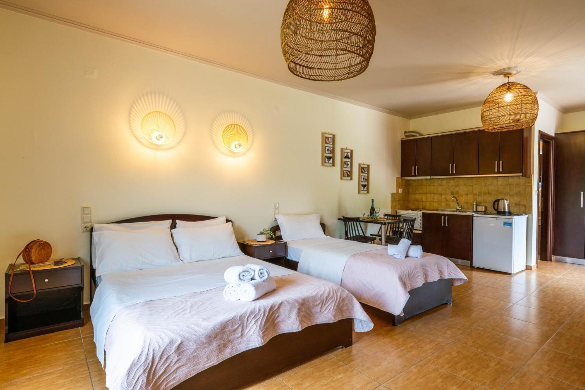 Aiora Suites ซิโวตา ภายนอก รูปภาพ