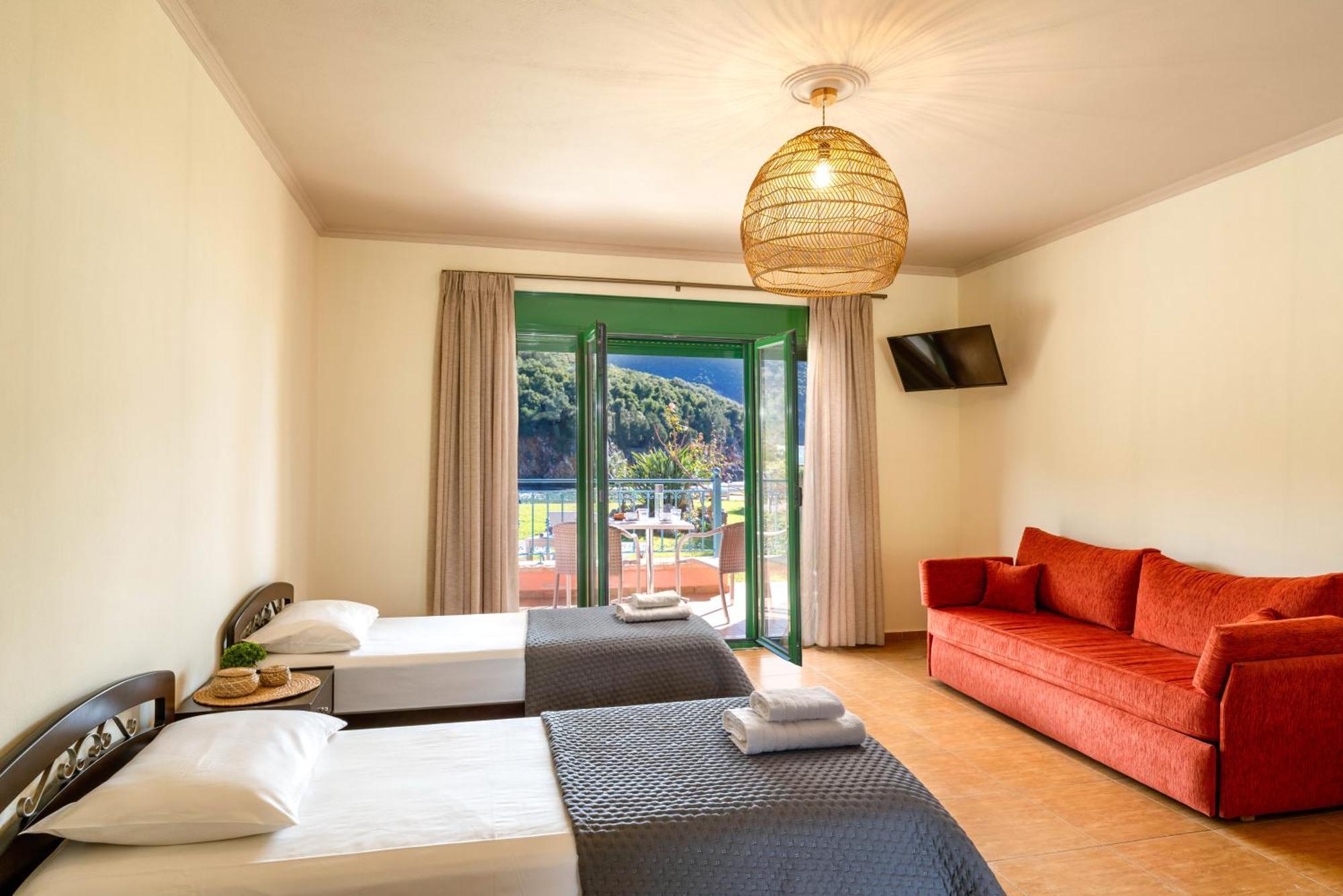 Aiora Suites ซิโวตา ภายนอก รูปภาพ