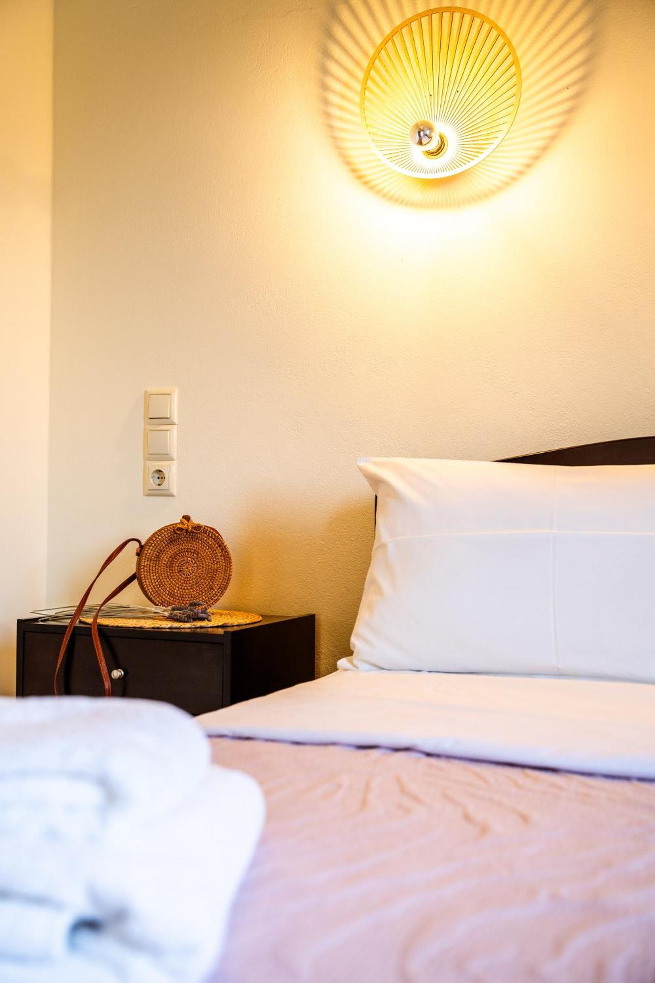 Aiora Suites ซิโวตา ภายนอก รูปภาพ