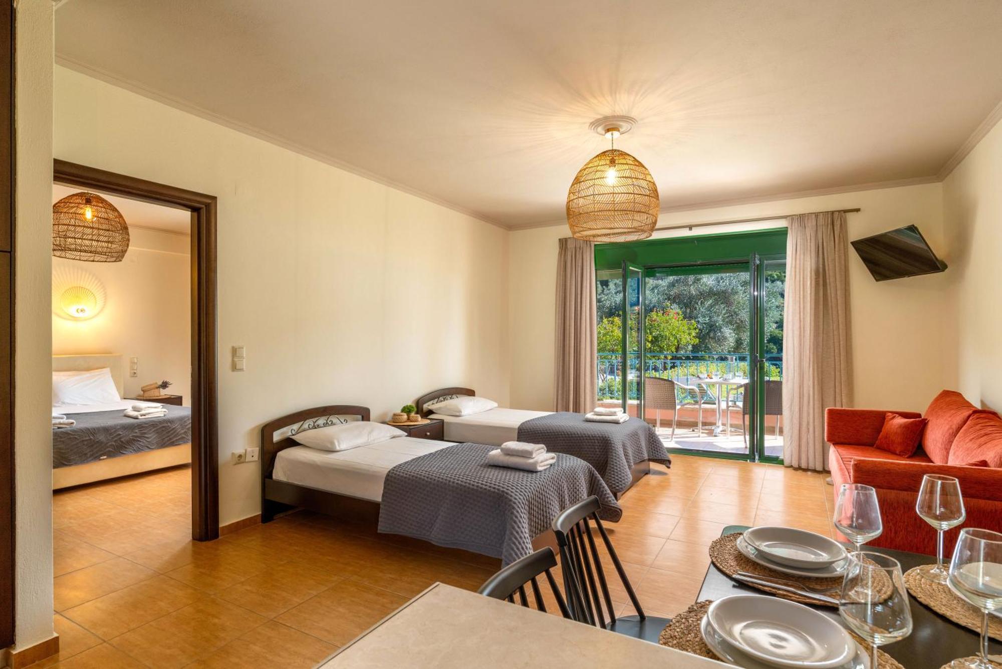 Aiora Suites ซิโวตา ภายนอก รูปภาพ