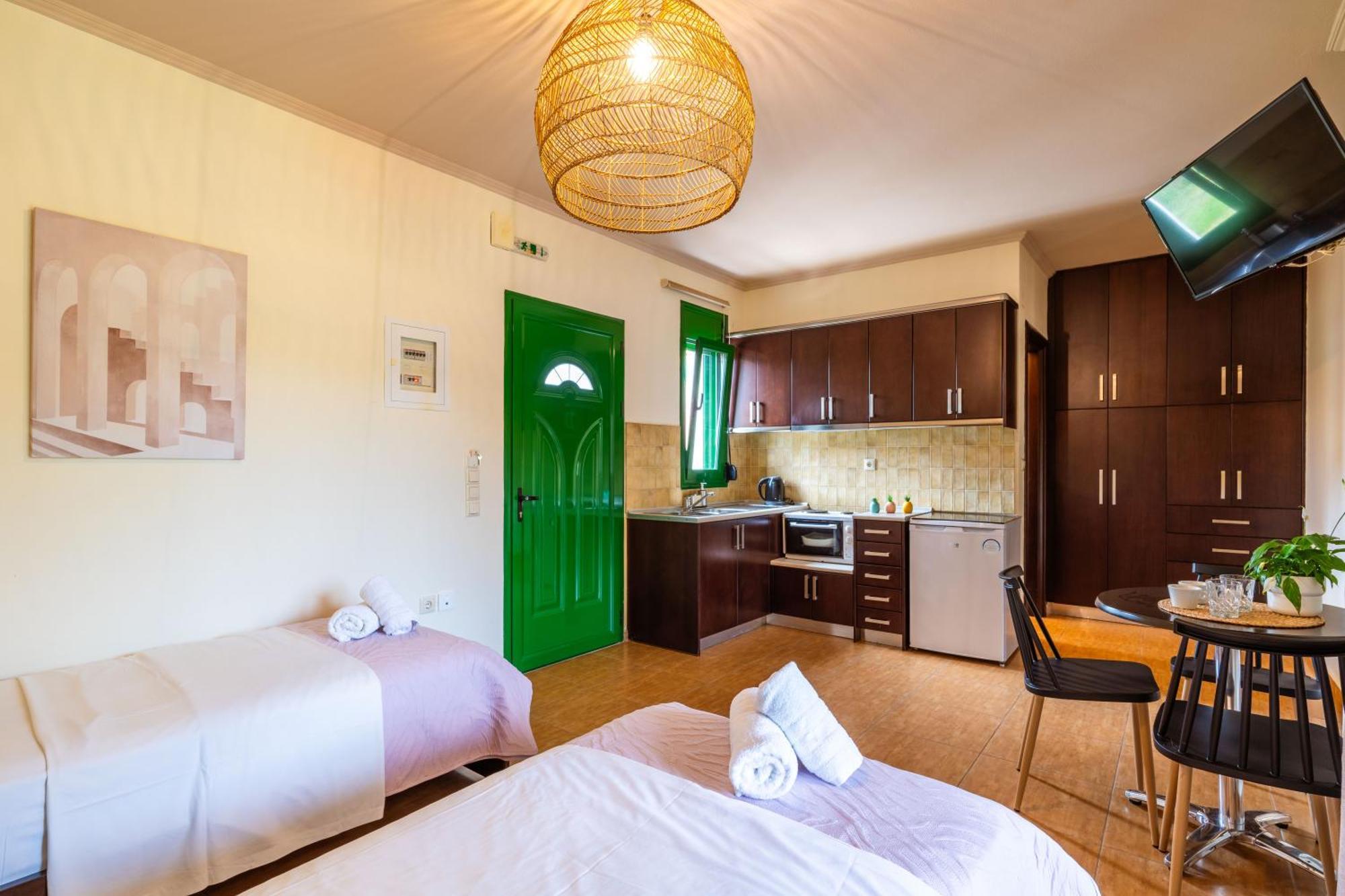 Aiora Suites ซิโวตา ภายนอก รูปภาพ